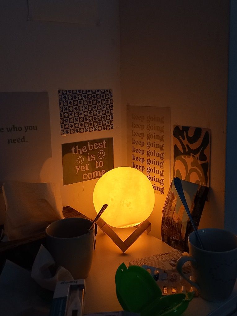 Battery-Powered 8Cm LED Moon Lamp - Starry Night Light with Stand for Bedroom Decor & Kids Gift
